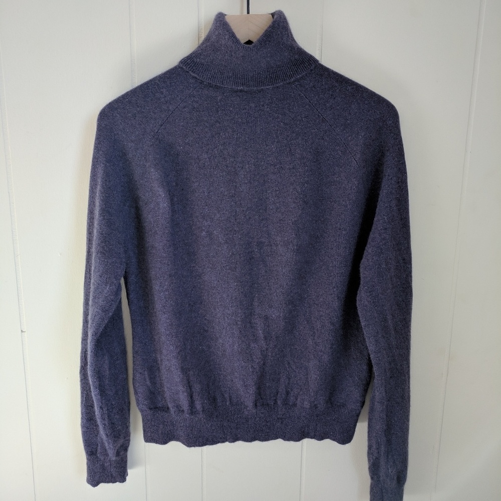 100% Cashmere Valerie Stevens Lilac Sweater
